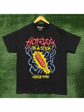 Hot Dog on A Stick Since 1946 T-Shirt Size Large